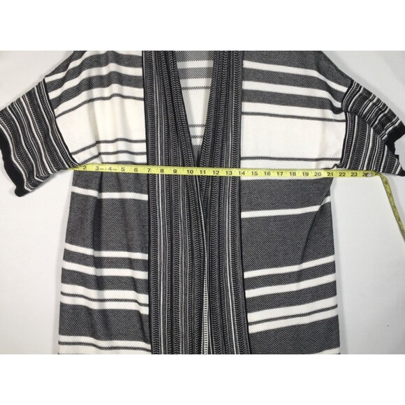 VINCE Women's Short Sleeve Open Front Long Striped Cardigan Black White SZ Small - Picture 9 of 13